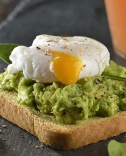 Huevo en el desayuno: 3 recetas imperdibles y súper rápidas